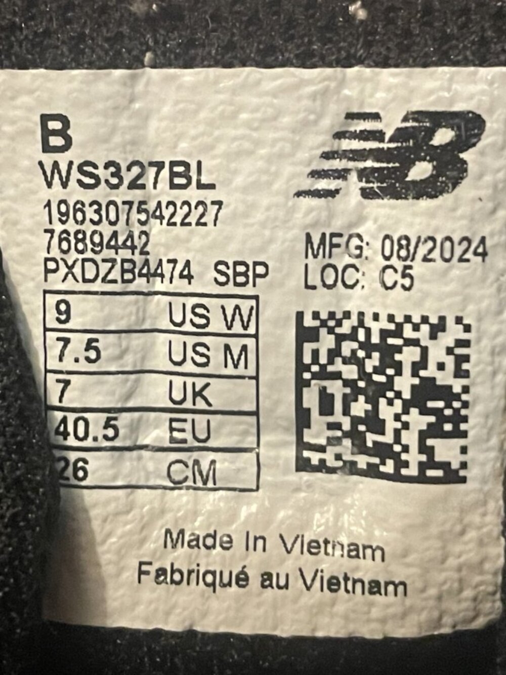 NEW BALANCE 327 Women’s Size 9 B Black Suede Athletic Sneakers Shoes WS327BL - Picture 9 of 9